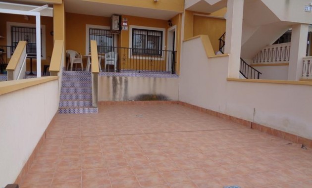 Sale - Bungalow -
Arenales del sol - Arenales del Sol