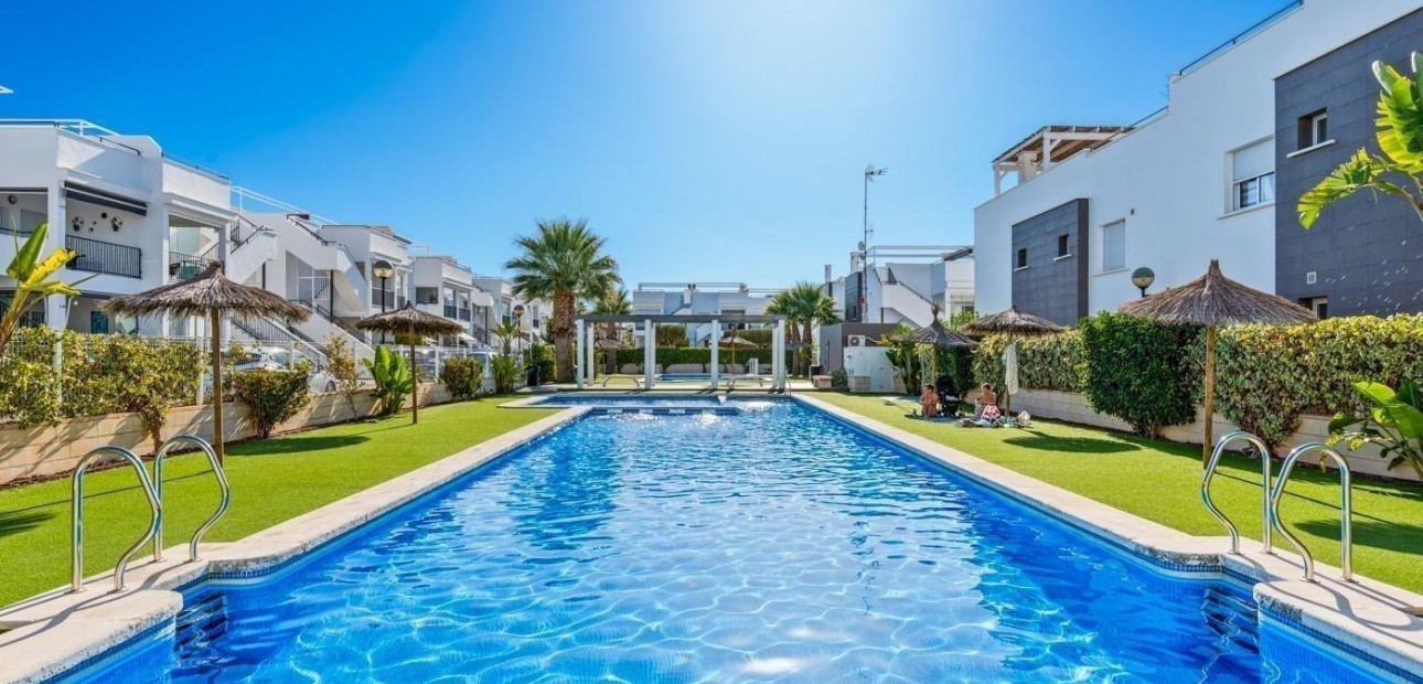 Venta - Bungalow -
Torrevieja - Aguas nuevas 2