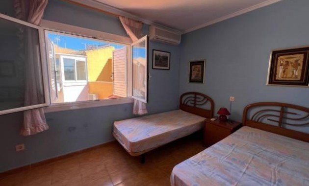 Venta - Terraced house -
Torrevieja - La Siesta - El Salado - Torreta