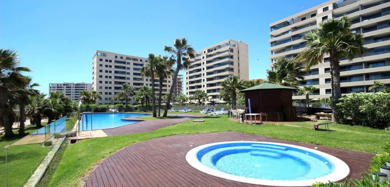 Herverkoop - Appartement / flat -
Torrevieja - Punta prima