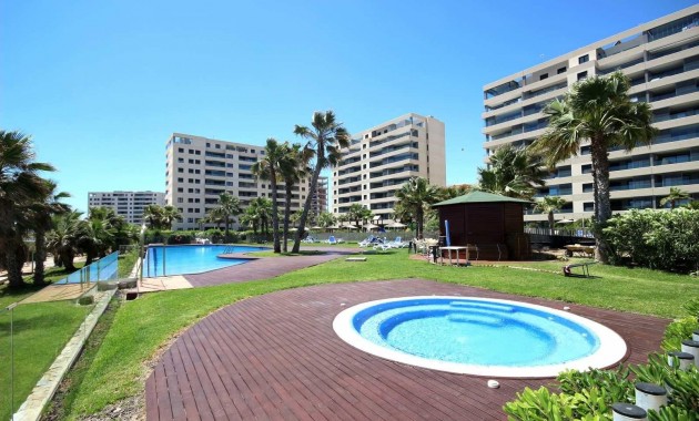 Herverkoop - Appartement / flat -
Torrevieja - Punta prima