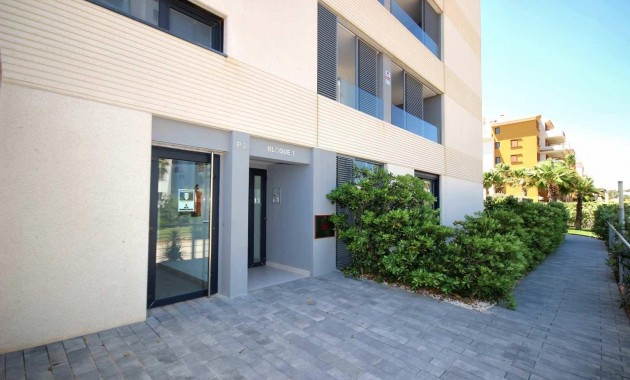 Herverkoop - Appartement / flat -
Torrevieja - Punta prima