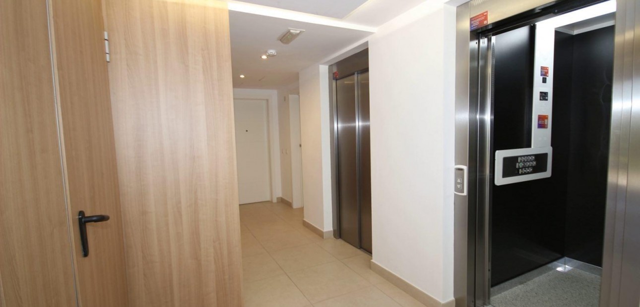 Herverkoop - Appartement / flat -
Torrevieja - Punta prima