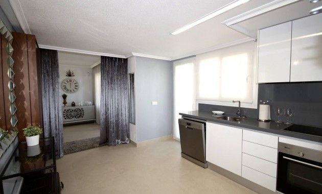 Herverkoop - Appartement / flat -
Torrevieja - Punta prima