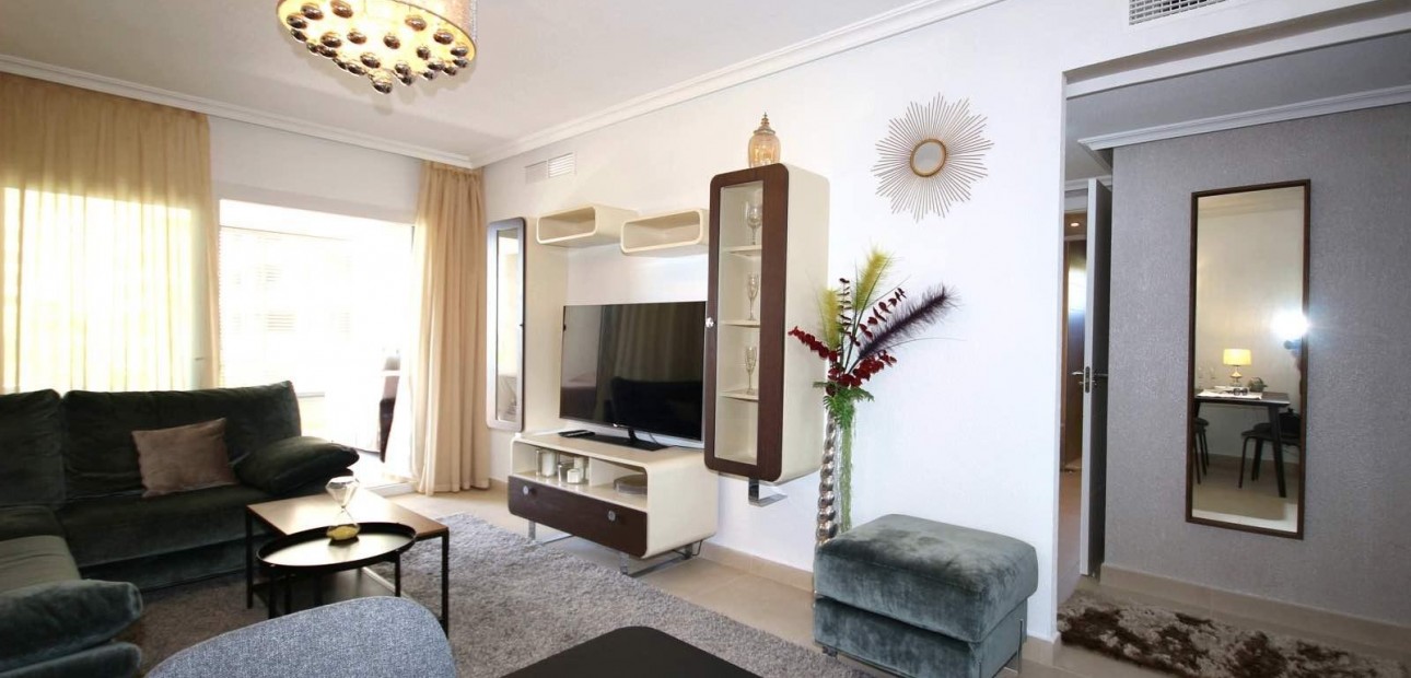 Herverkoop - Appartement / flat -
Torrevieja - Punta prima