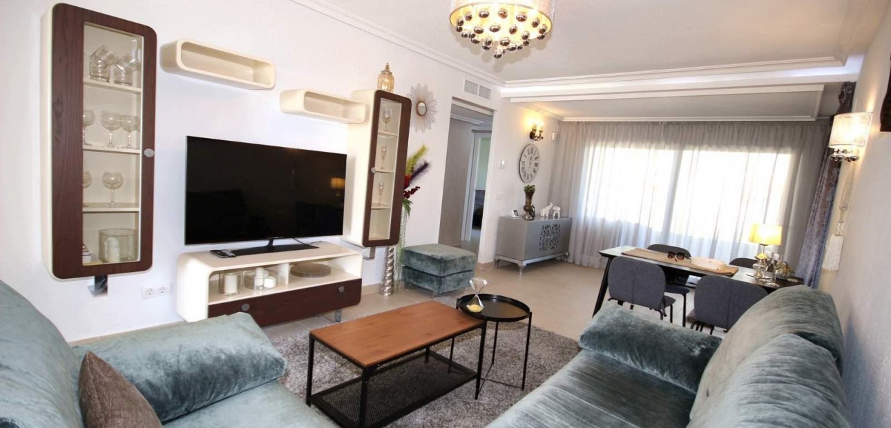 Herverkoop - Appartement / flat -
Torrevieja - Punta prima