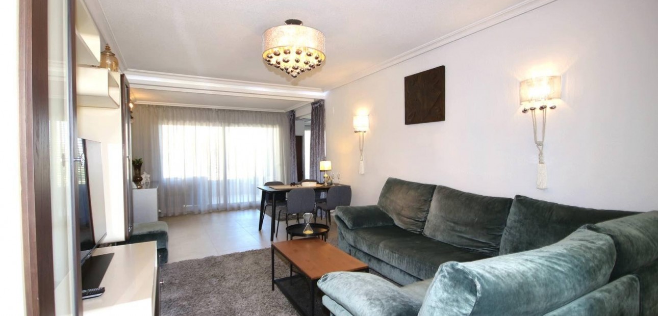 Herverkoop - Appartement / flat -
Torrevieja - Punta prima