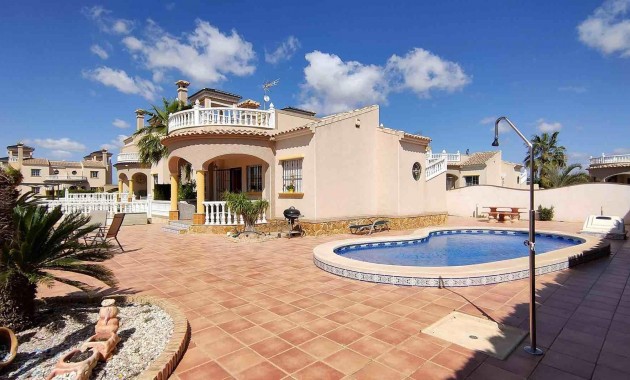 Herverkoop - House -
Guardamar del Segura - Urb el raso