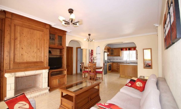Herverkoop - House -
Guardamar del Segura - Urb el raso