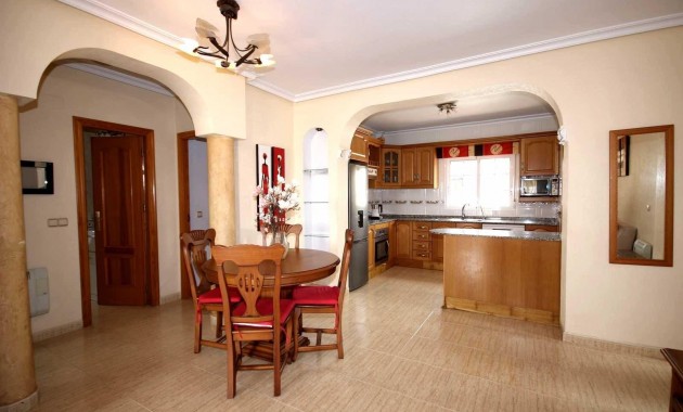 Herverkoop - House -
Guardamar del Segura - Urb el raso