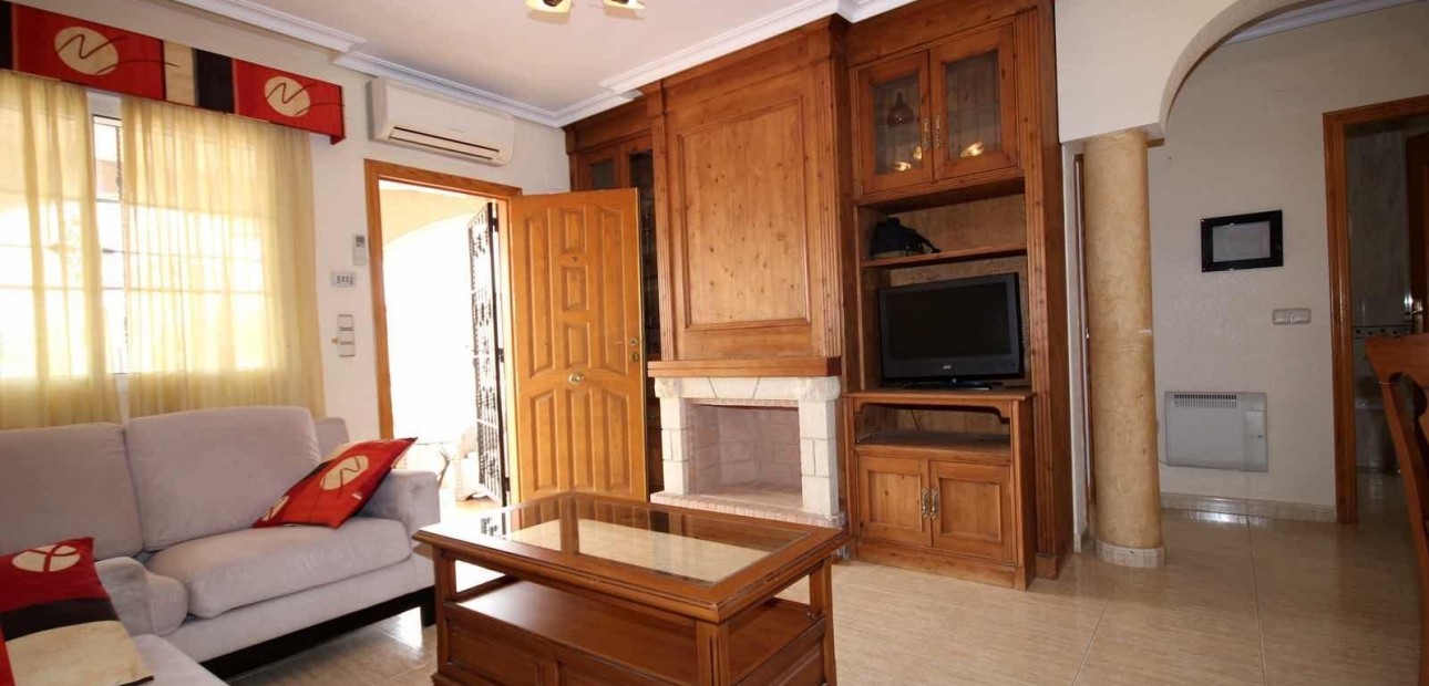 Herverkoop - House -
Guardamar del Segura - Urb el raso