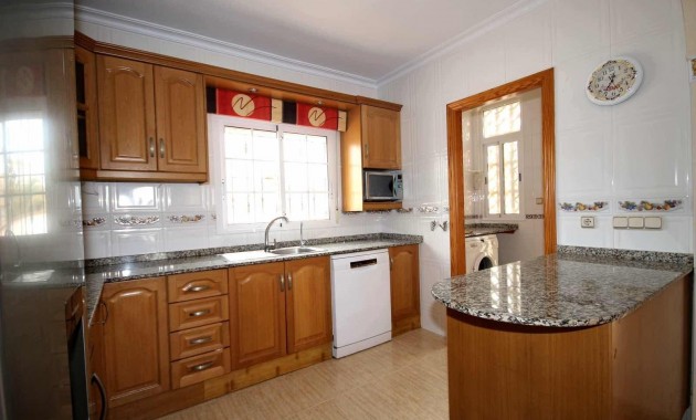 Herverkoop - House -
Guardamar del Segura - Urb el raso