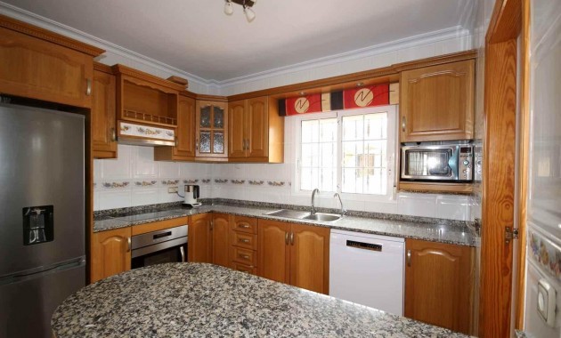 Herverkoop - House -
Guardamar del Segura - Urb el raso