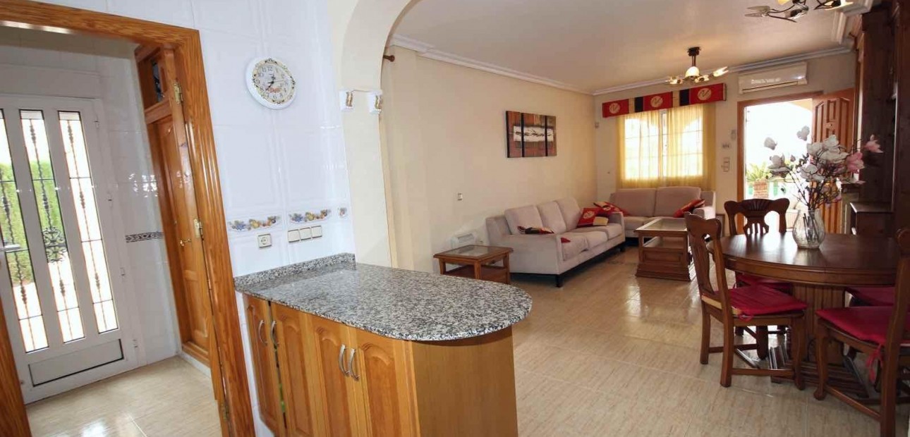 Herverkoop - House -
Guardamar del Segura - Urb el raso