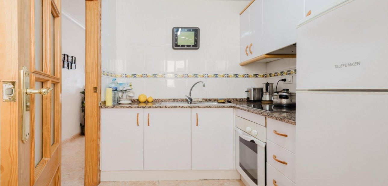 Venta - Apartamento / piso -
Torrevieja - Playa de los locos