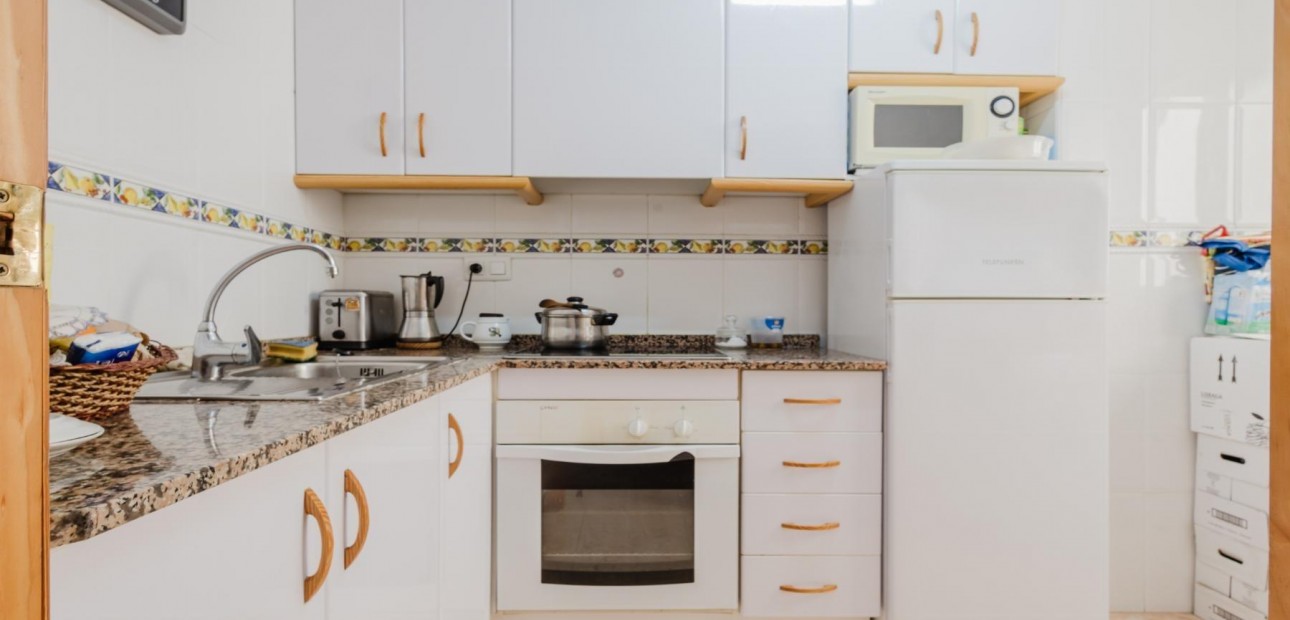 Venta - Apartamento / piso -
Torrevieja - Playa de los locos
