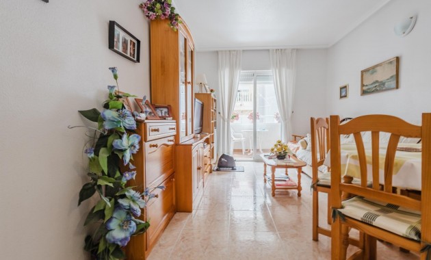Venta - Apartamento / piso -
Torrevieja - Playa de los locos