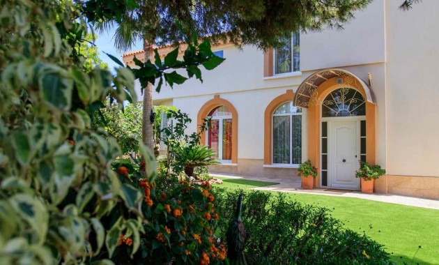 Herverkoop - Villa -
Ciudad quesada - Costa blanca sur