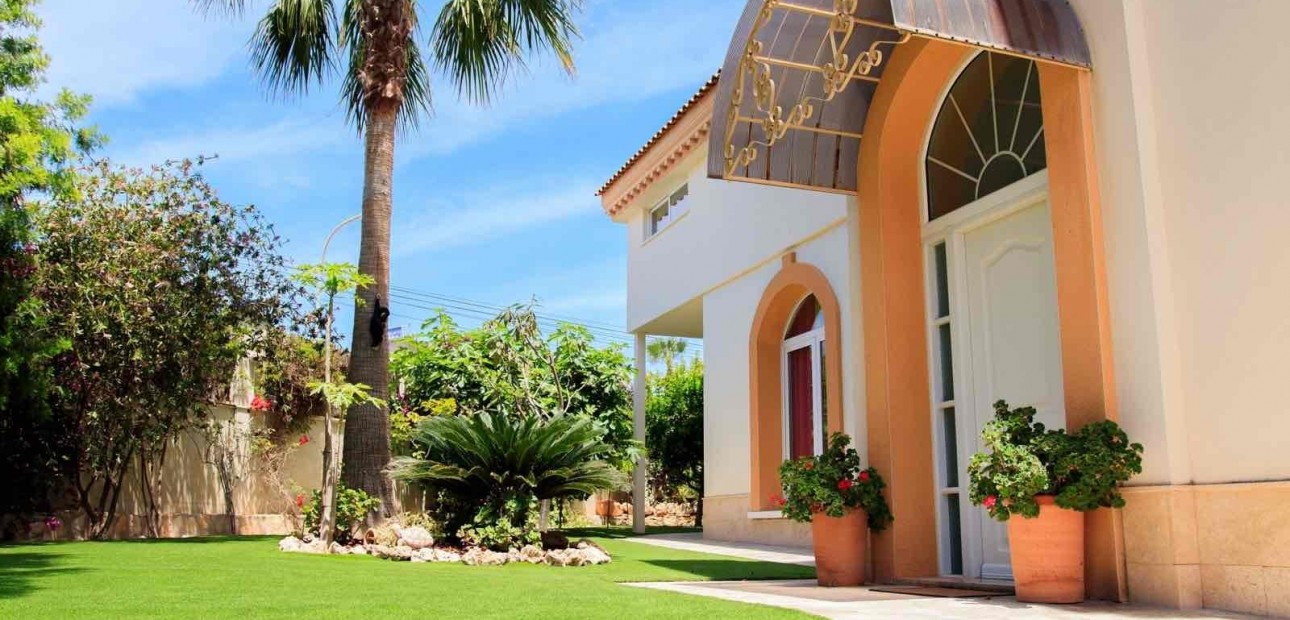 Herverkoop - Villa -
Ciudad quesada - Costa blanca sur