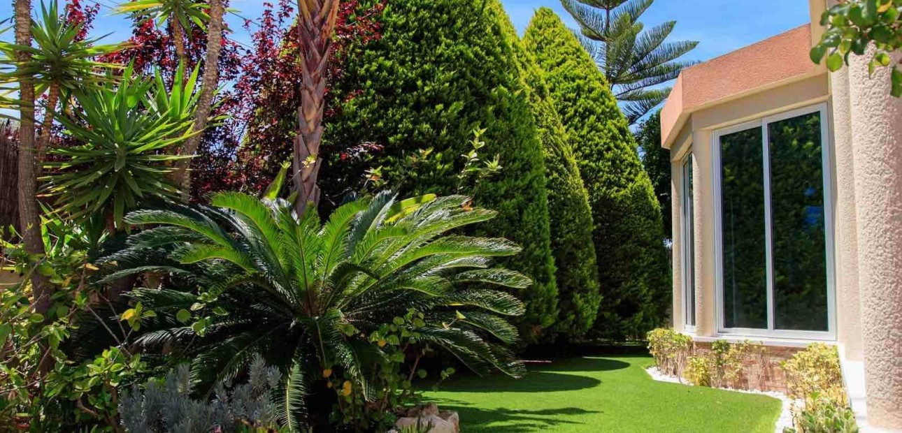 Herverkoop - Villa -
Ciudad quesada - Costa blanca sur