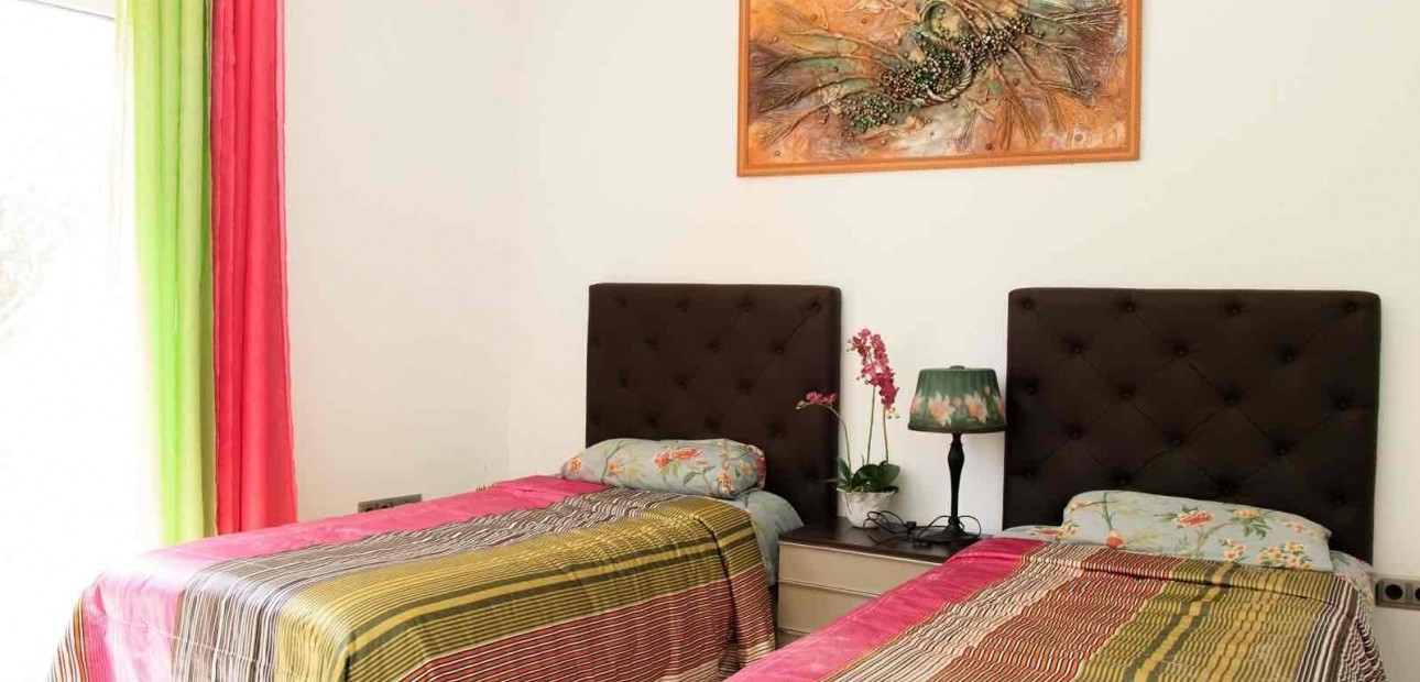 Herverkoop - Villa -
Ciudad quesada - Costa blanca sur