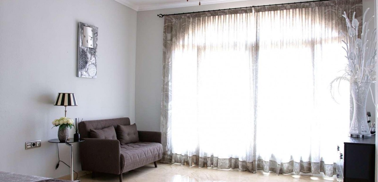 Herverkoop - Villa -
Ciudad quesada - Costa blanca sur