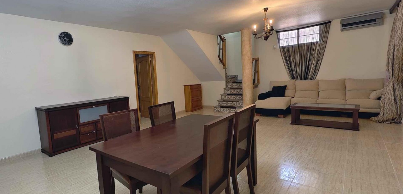 Herverkoop - House -
Orihuela Costa - Lomas de Cabo Roig-Los Dolses