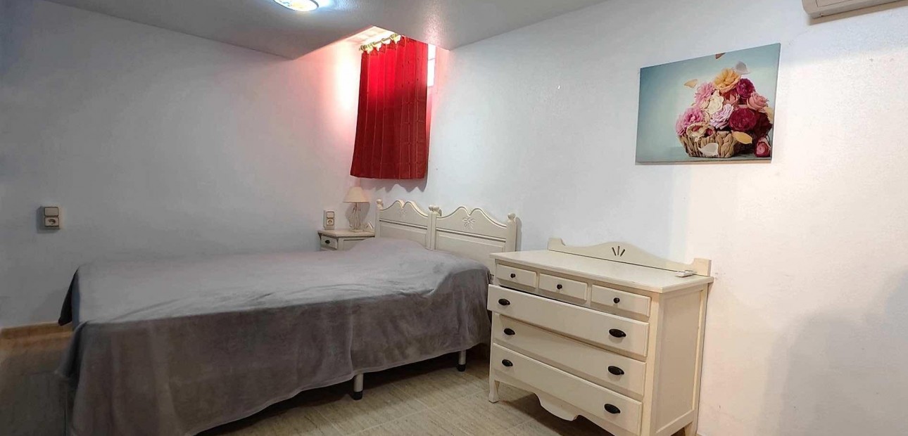 Herverkoop - House -
Orihuela Costa - Lomas de Cabo Roig-Los Dolses