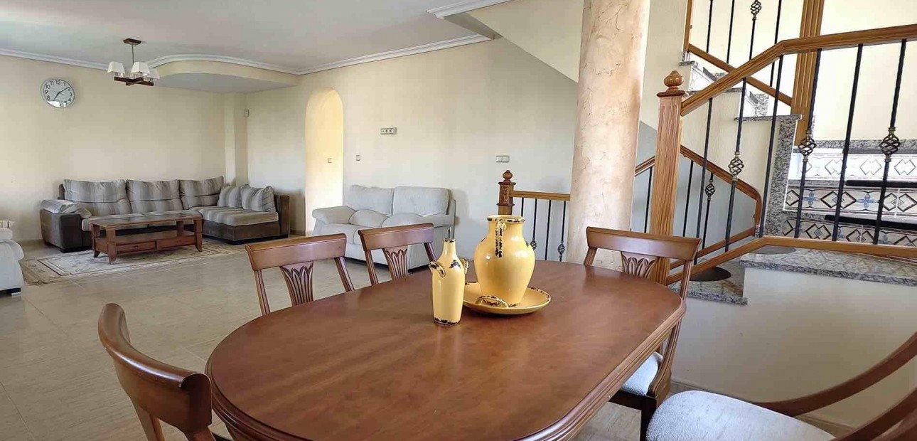Herverkoop - House -
Orihuela Costa - Lomas de Cabo Roig-Los Dolses
