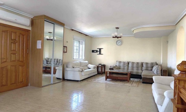 Herverkoop - House -
Orihuela Costa - Lomas de Cabo Roig-Los Dolses