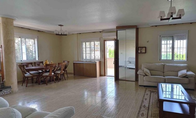 Herverkoop - House -
Orihuela Costa - Lomas de Cabo Roig-Los Dolses