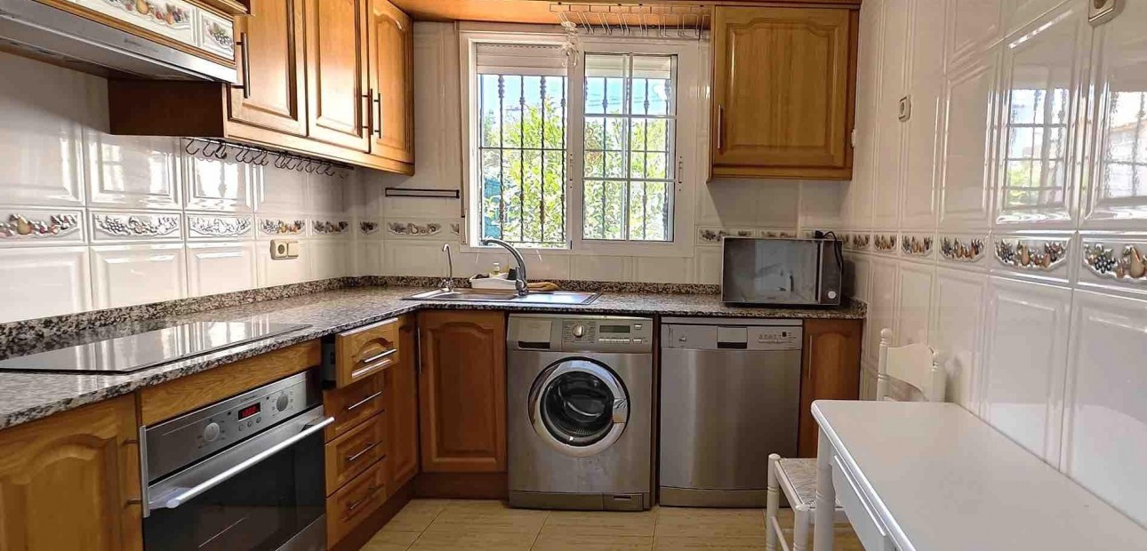 Herverkoop - House -
Orihuela Costa - Lomas de Cabo Roig-Los Dolses