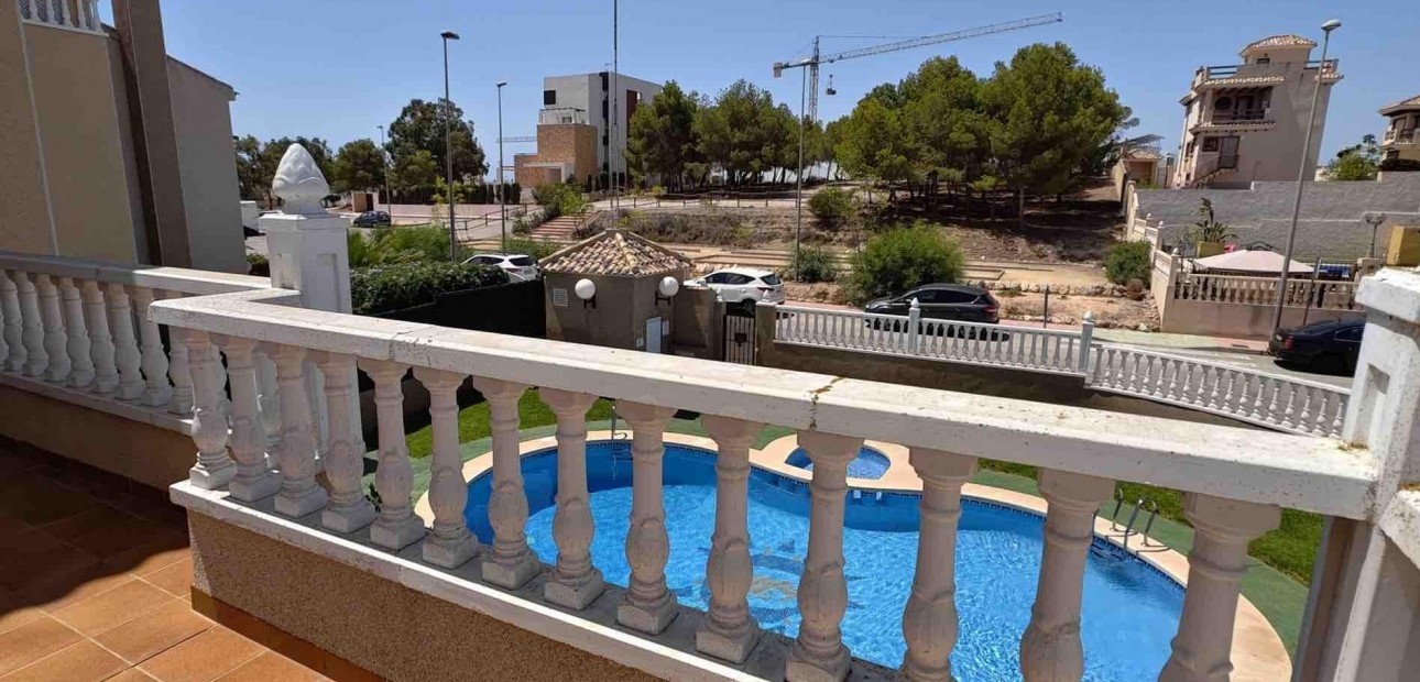 Herverkoop - House -
Orihuela Costa - Lomas de Cabo Roig-Los Dolses