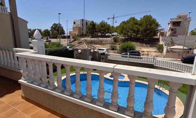 Herverkoop - House -
Orihuela Costa - Lomas de Cabo Roig-Los Dolses