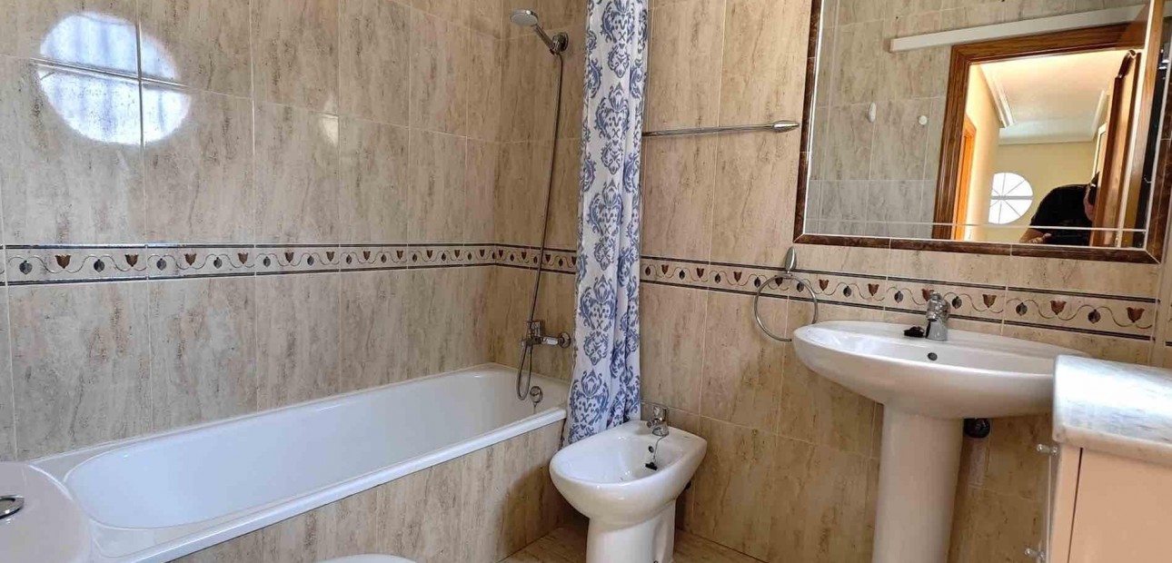 Herverkoop - House -
Orihuela Costa - Lomas de Cabo Roig-Los Dolses