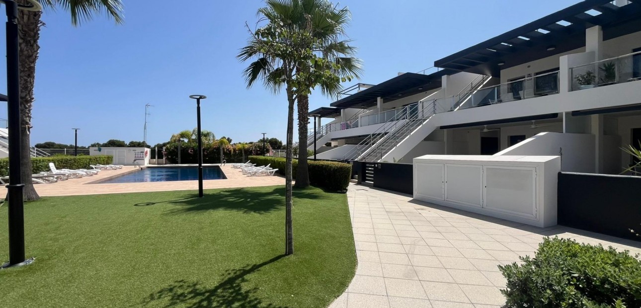 Herverkoop - Penthouse -
Orihuela Costa - Lomas de Cabo Roig-Los Dolses