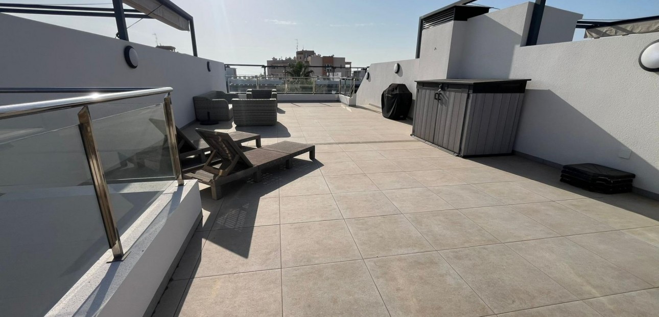 Herverkoop - Penthouse -
Orihuela Costa - Lomas de Cabo Roig-Los Dolses