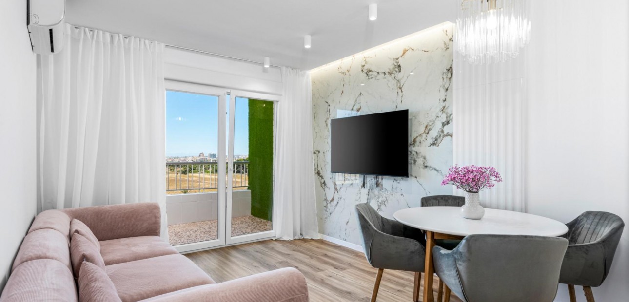Venta - Apartamento / piso -
Orihuela - Orihuela Ciudad
