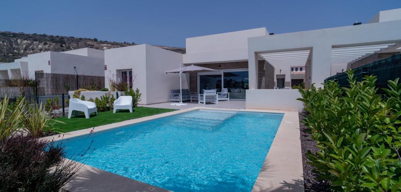 Herverkoop - Villa -
Algorfa - Comunidad valenciana