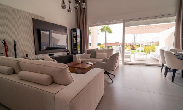 Herverkoop - Villa -
Algorfa - Comunidad valenciana