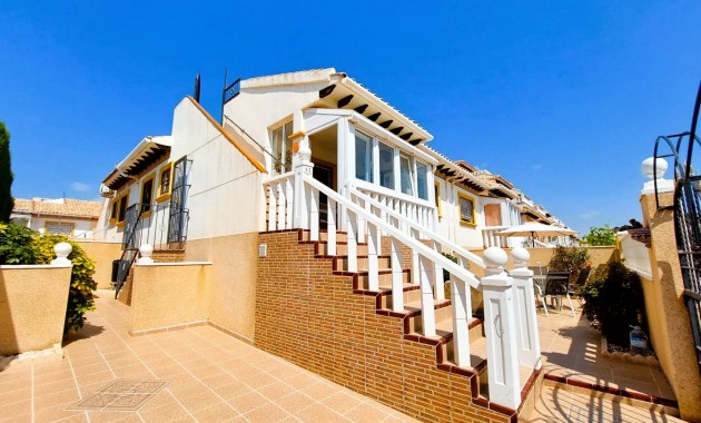 Herverkoop - Villa -
Orihuela Costa - Lomas de Cabo Roig-Los Dolses