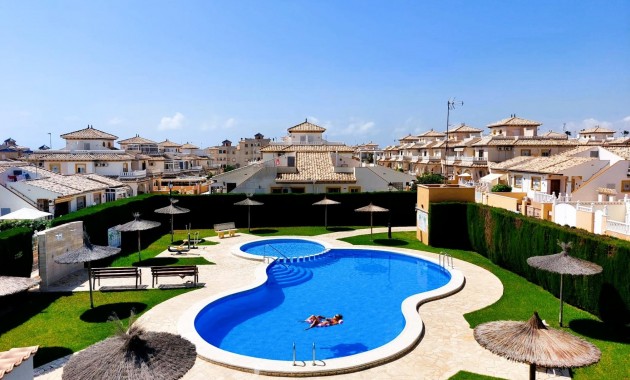 Herverkoop - Villa -
Orihuela Costa - Lomas de Cabo Roig-Los Dolses