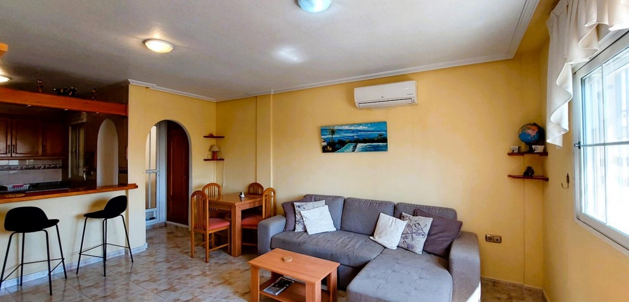 Herverkoop - Villa -
Orihuela Costa - Lomas de Cabo Roig-Los Dolses