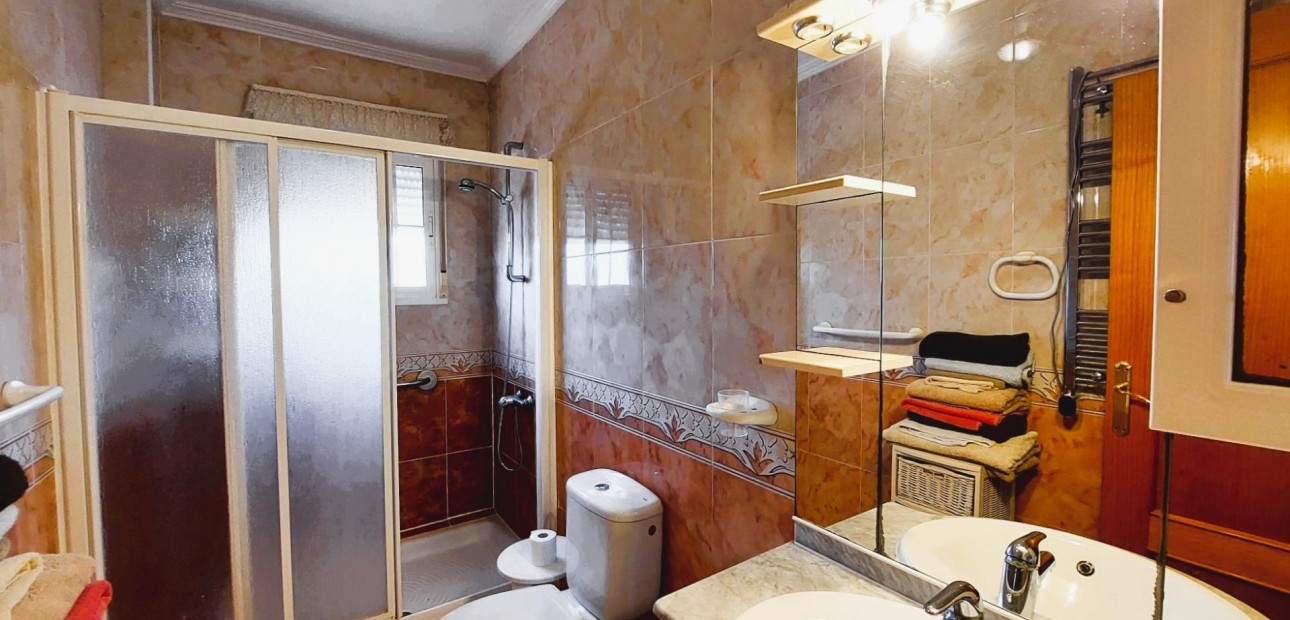 Herverkoop - Villa -
Orihuela Costa - Lomas de Cabo Roig-Los Dolses