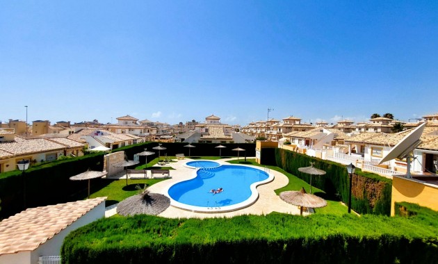 Herverkoop - Villa -
Orihuela Costa - Lomas de Cabo Roig-Los Dolses