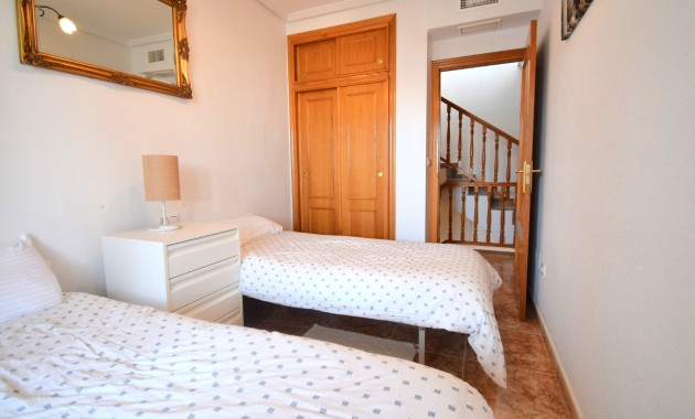 Sale - Townhouse -
Orihuela Costa - Playa Flamenca