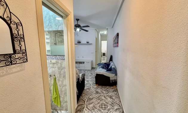 Sale - Apartment / flat -
Torrevieja - Estacion de autobuses