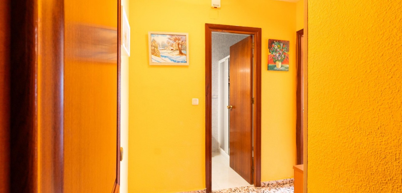 Herverkoop - Appartement / flat -
Torrevieja - torrevieja