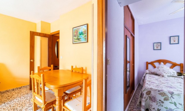 Herverkoop - Appartement / flat -
Torrevieja - torrevieja