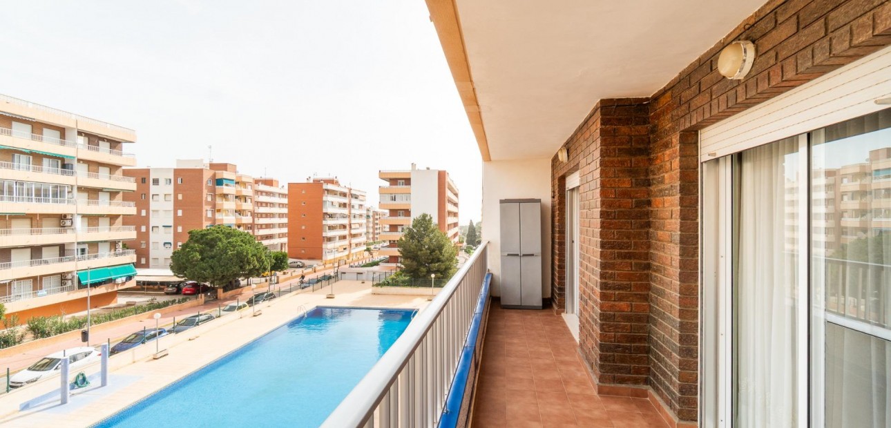 Herverkoop - Appartement / flat -
Torrevieja - torrevieja